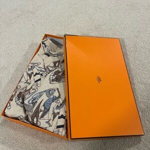 Hermès Paisley Print Crew Neck Sweatshirt Brand New w Tags/box! Size L-XL/FR 44